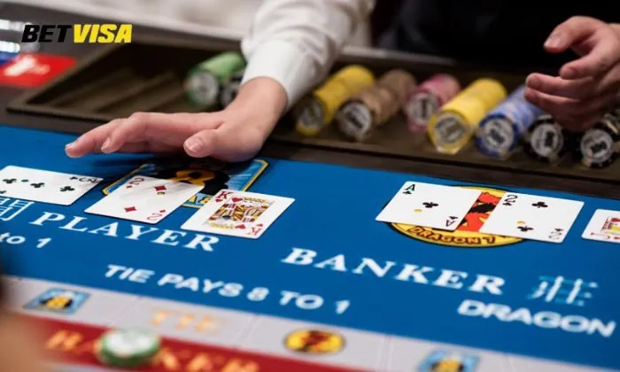 Baccarat Betvisa là một trò chơi bài cổ điển được cộng đồng cược thủ yêu thích